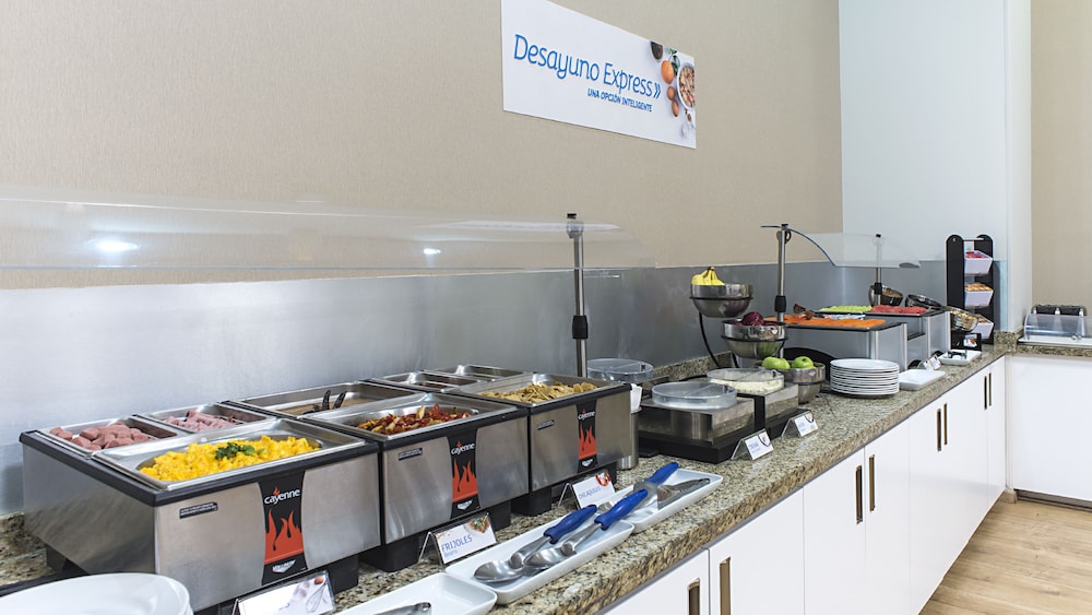 holiday inn express guadalajara iteso by ihg