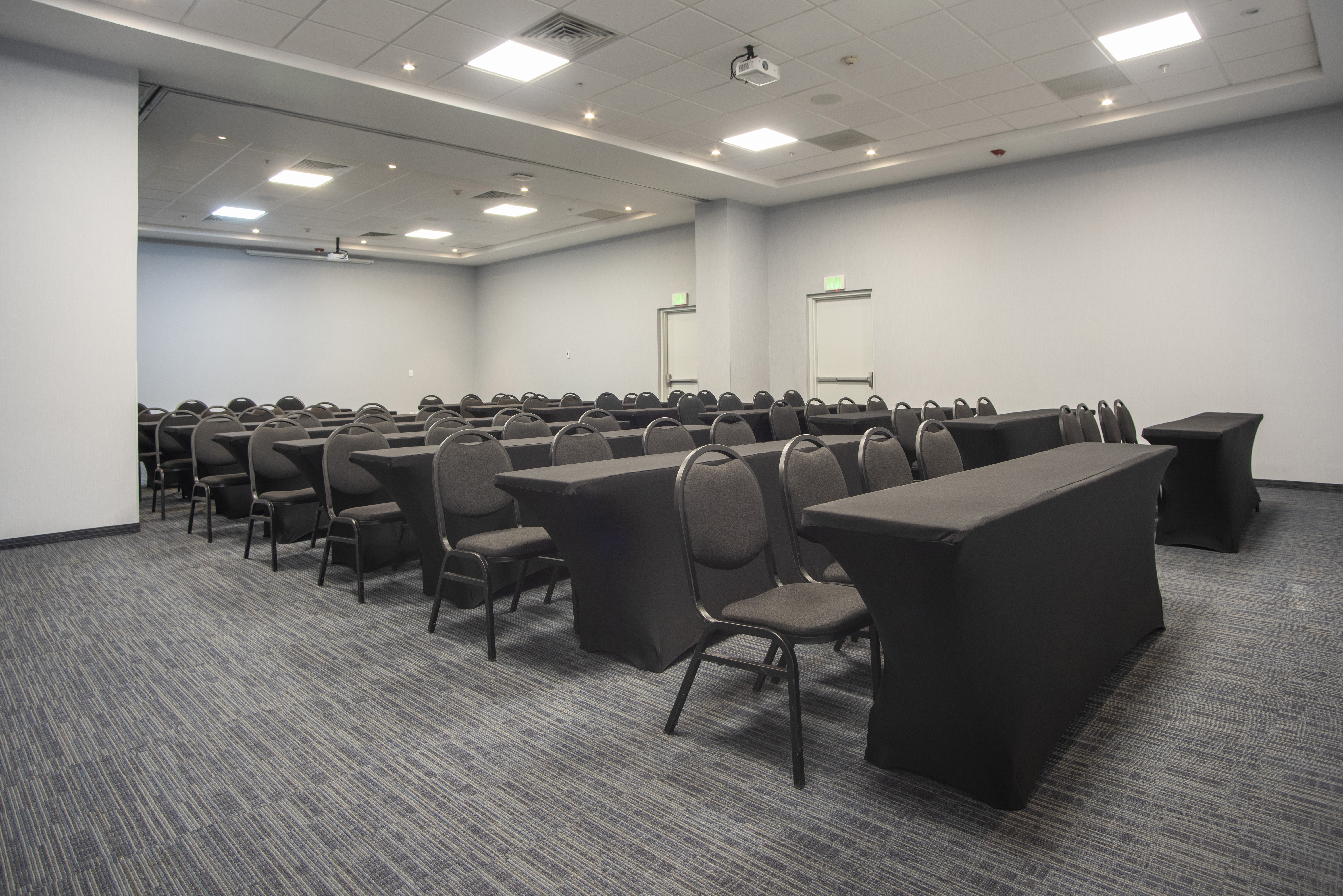 holiday inn express guadalajara iteso by ihg