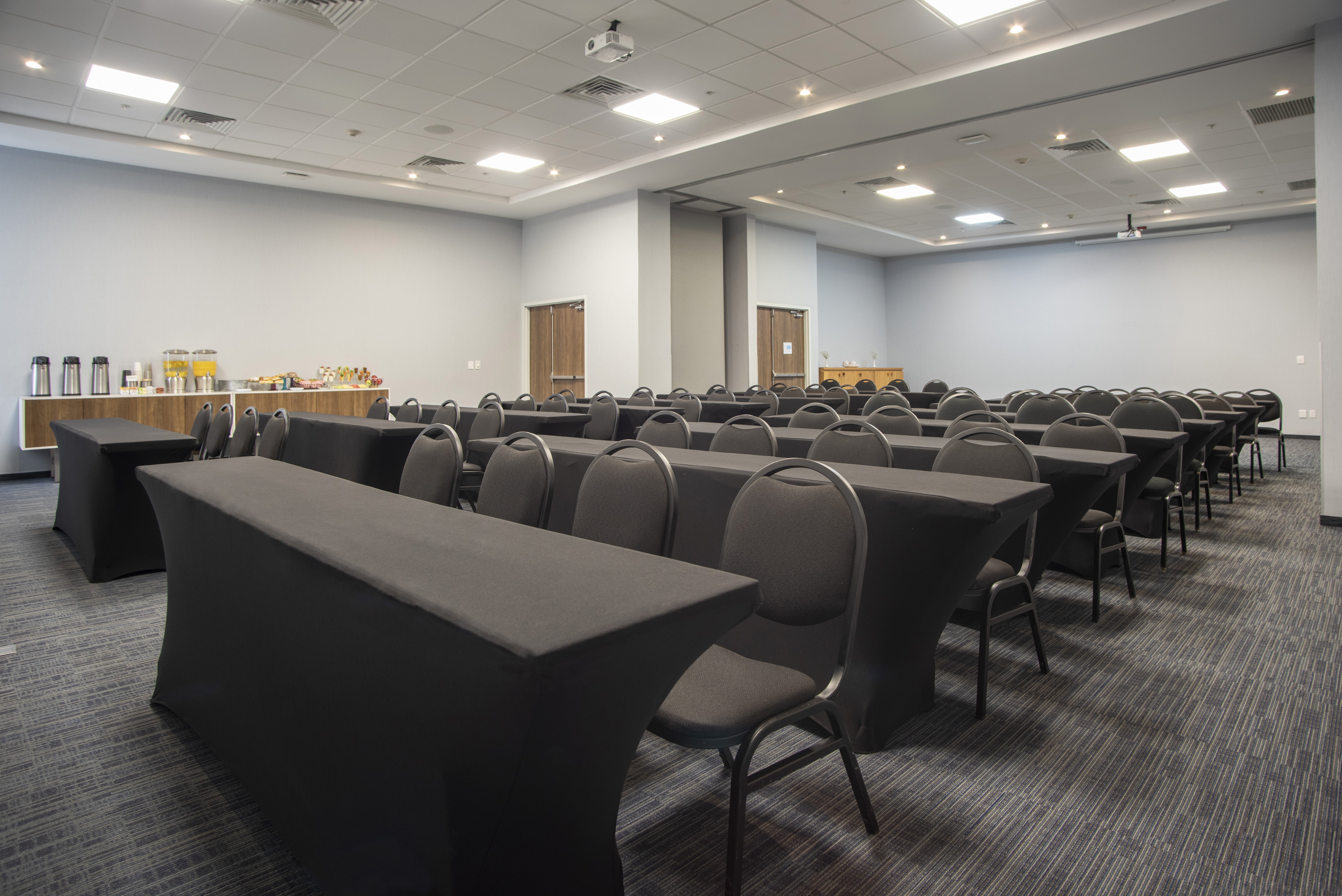 holiday inn express guadalajara iteso by ihg