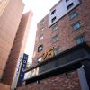 25 hotel