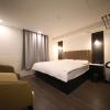 25 hotel