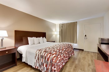 red roof inn gulfport biloxi airport