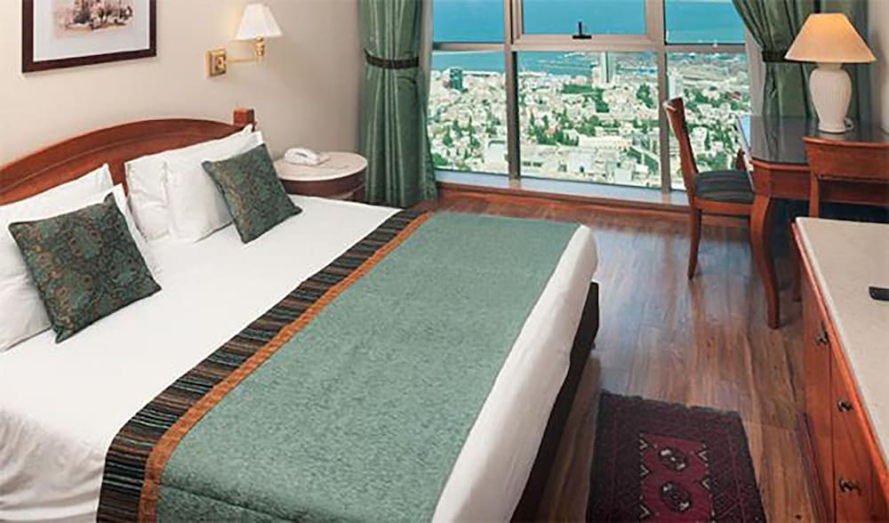 crowne plaza haifa by ihg