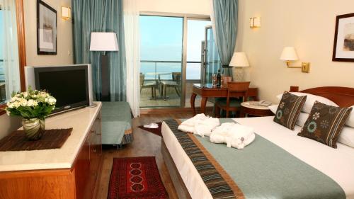 crowne plaza haifa by ihg