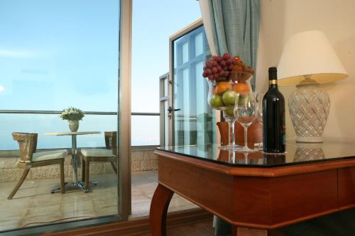 crowne plaza haifa by ihg