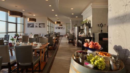crowne plaza haifa by ihg