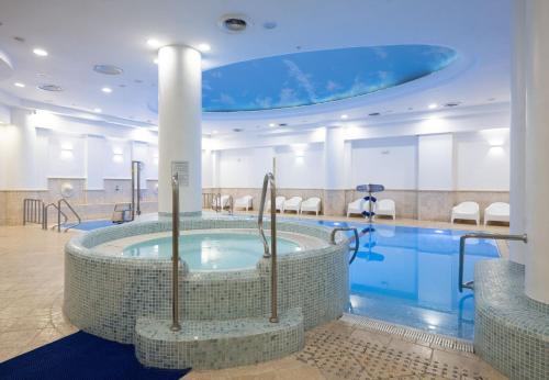 crowne plaza haifa by ihg