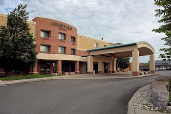 courtyard by marriott hamilton