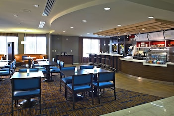 courtyard by marriott hamilton