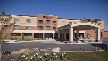 Courtyard By Marriott Hamilton,Ontario>>Hamilton,3 star