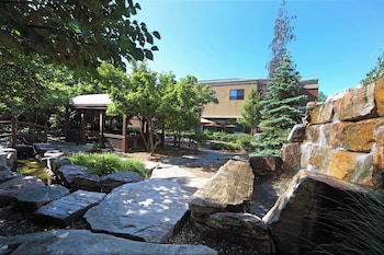 courtyard by marriott hamilton