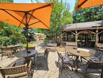 Courtyard By Marriott Hamilton,Ontario>>Hamilton,3 star