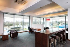 holiday inn express hamilton by ihg