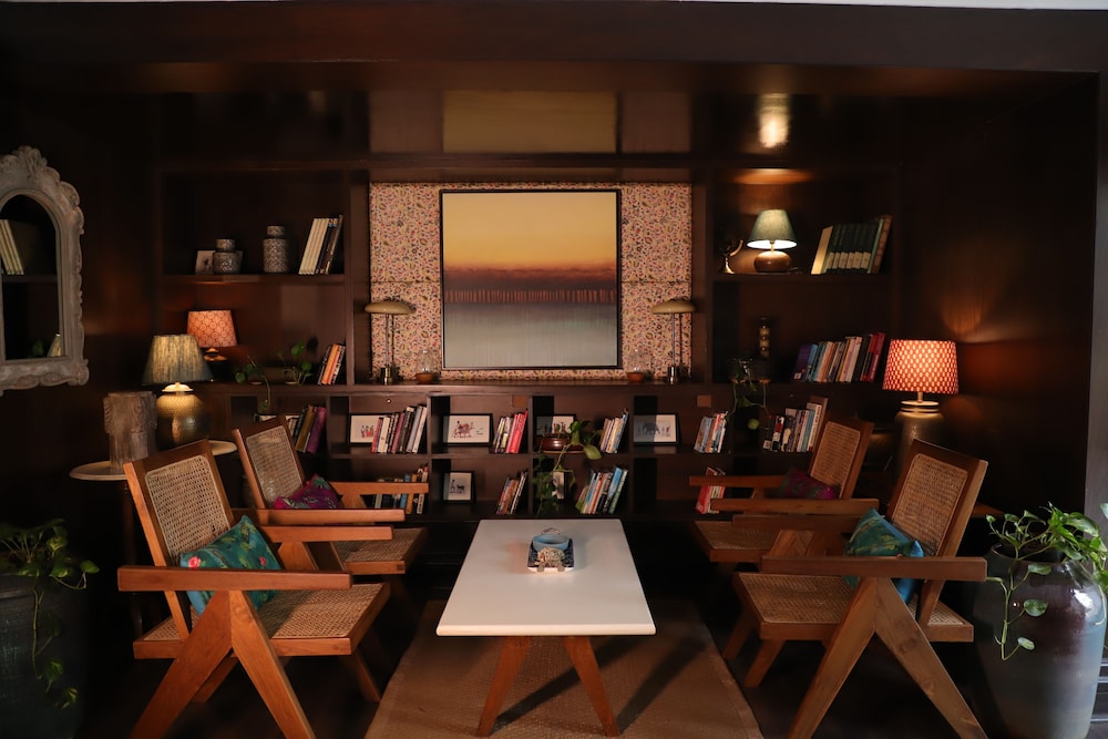 red thread calangute