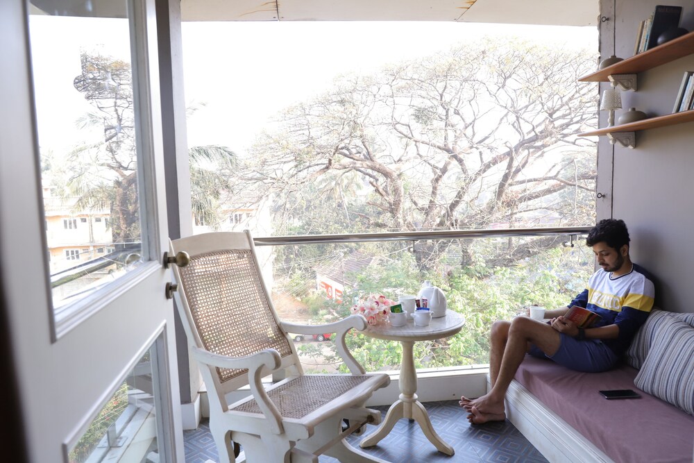 red thread calangute