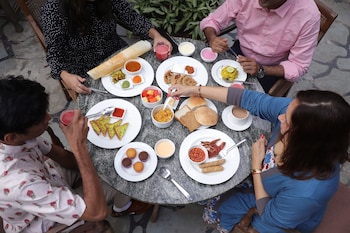 red thread calangute