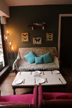 red thread calangute