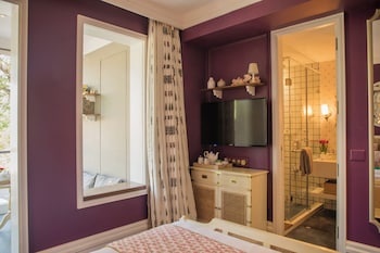 red thread calangute