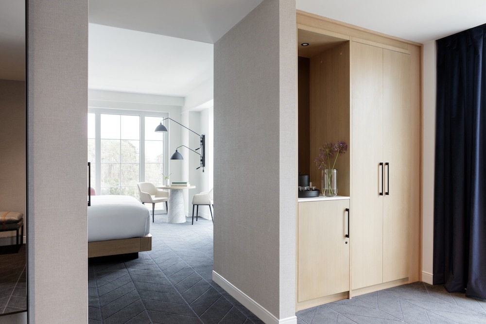 kimpton the forum hotel