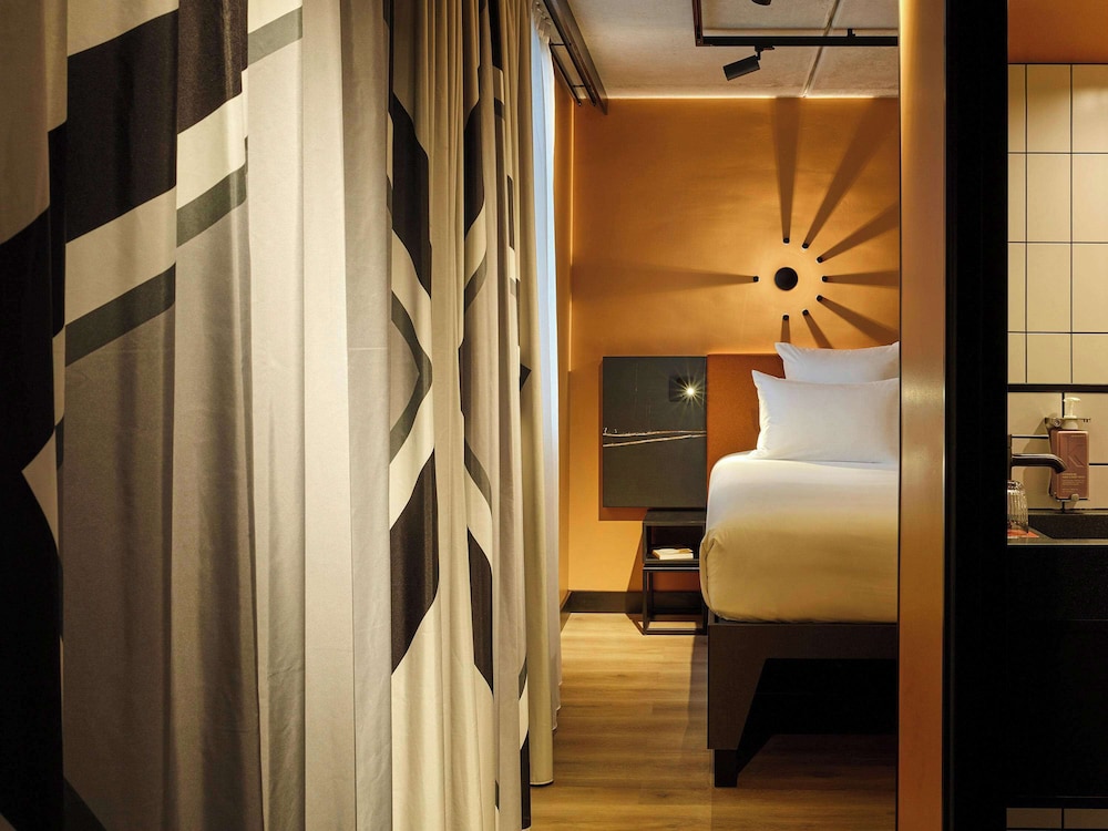 tribe paris saint ouen