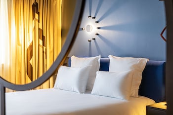 tribe paris saint ouen