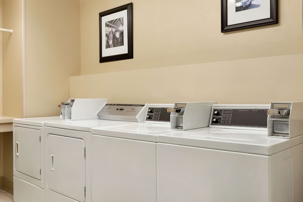 hampton inn and suites tarpon springs