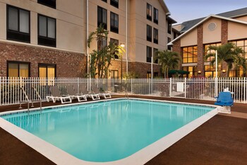 hampton inn and suites tarpon springs
