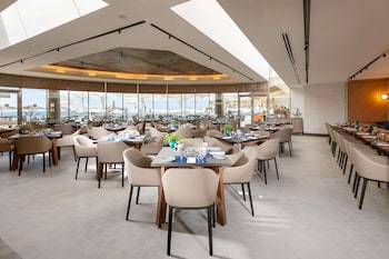 hilton tel aviv