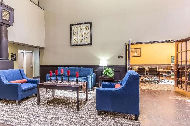comfort suites the colony plano west