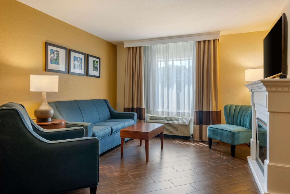 comfort suites lady lake the villages