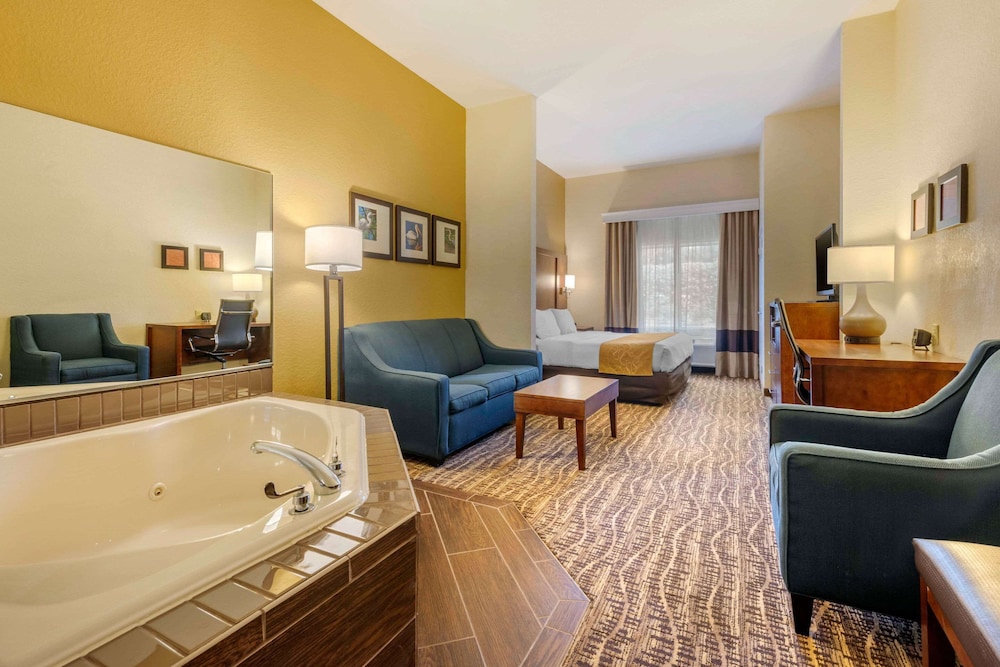 comfort suites lady lake the villages
