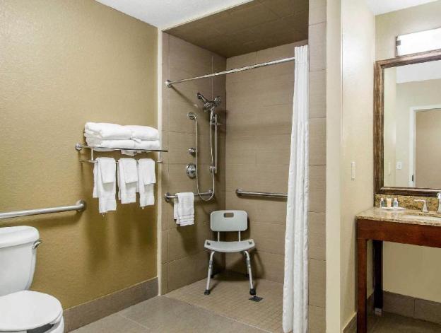 comfort suites lady lake the villages