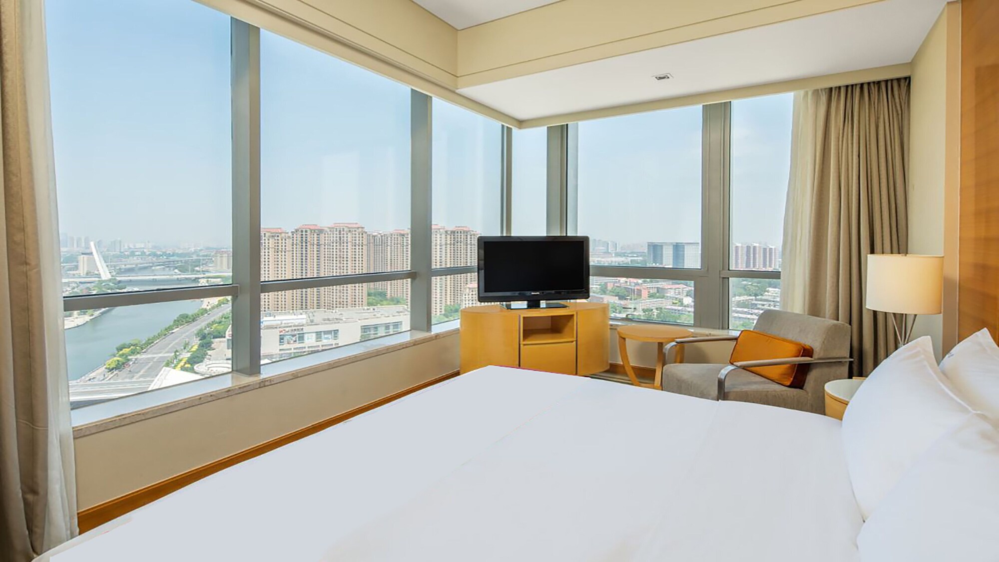 holiday inn tianjin riverside by ihg
