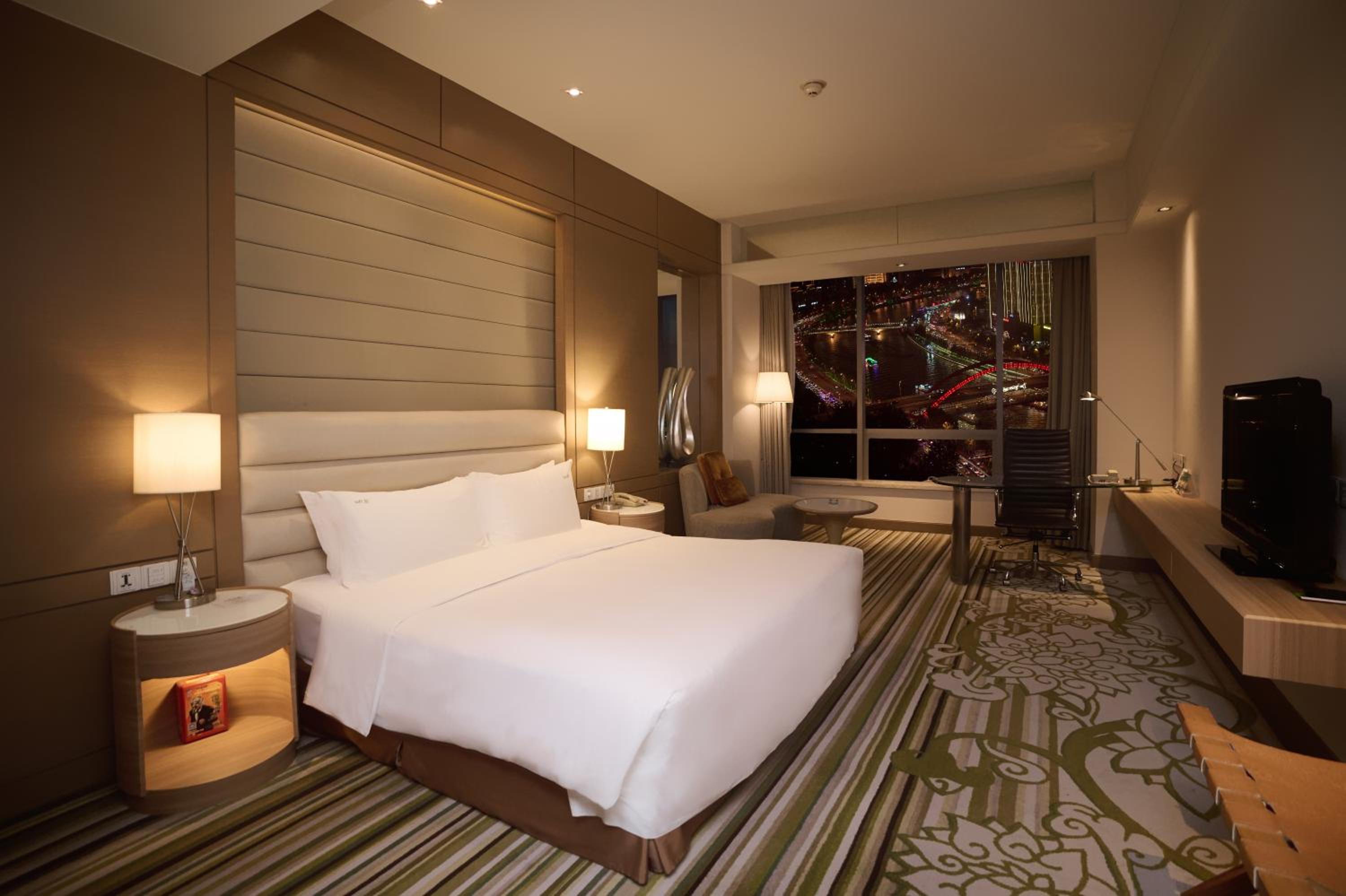 holiday inn tianjin riverside by ihg