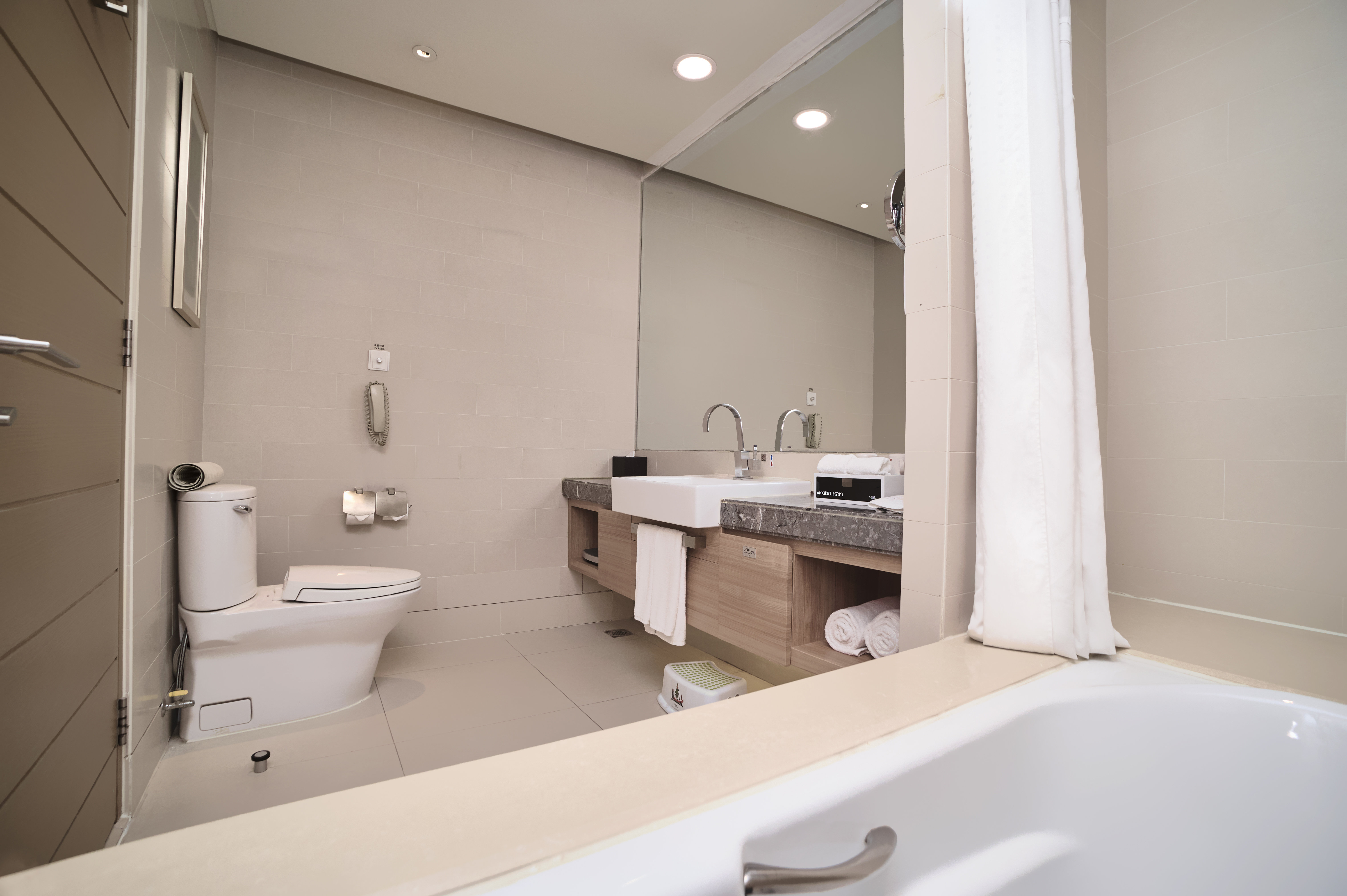 holiday inn tianjin riverside by ihg