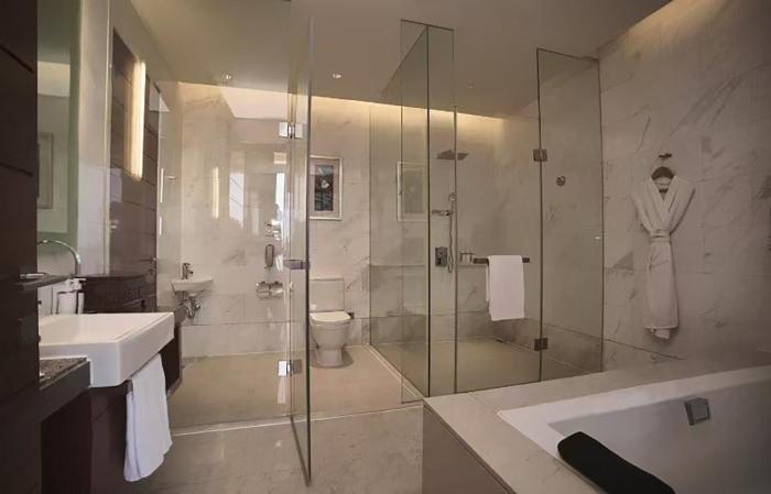 holiday inn tianjin riverside by ihg