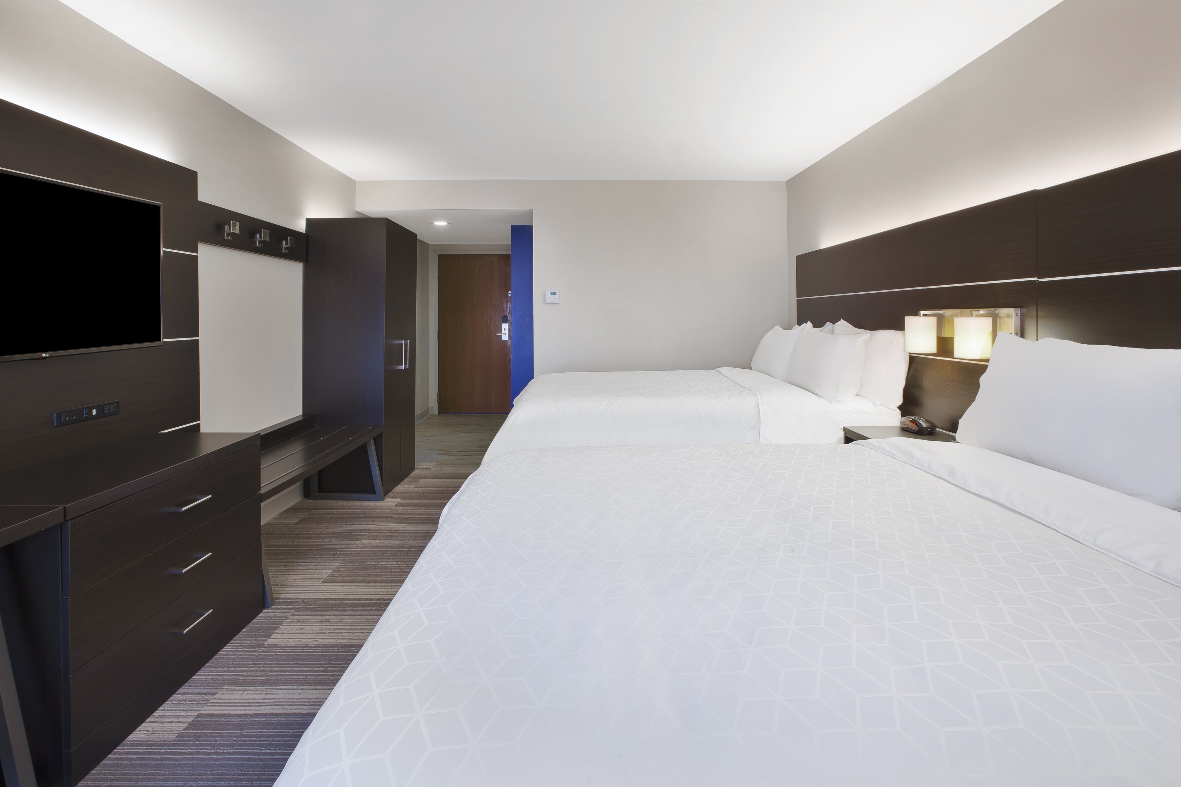 holiday inn express tiffin by ihg