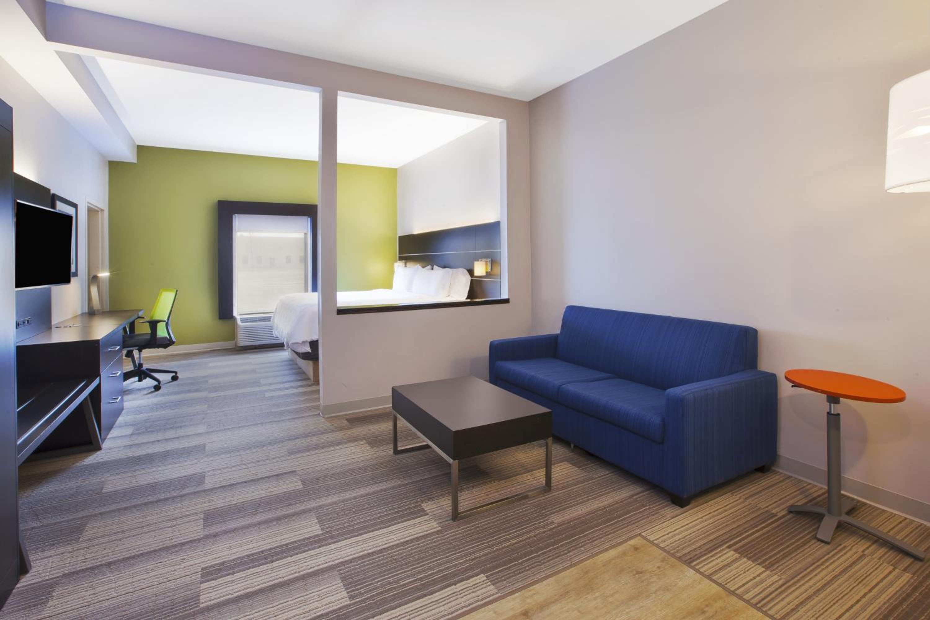 holiday inn express tiffin by ihg