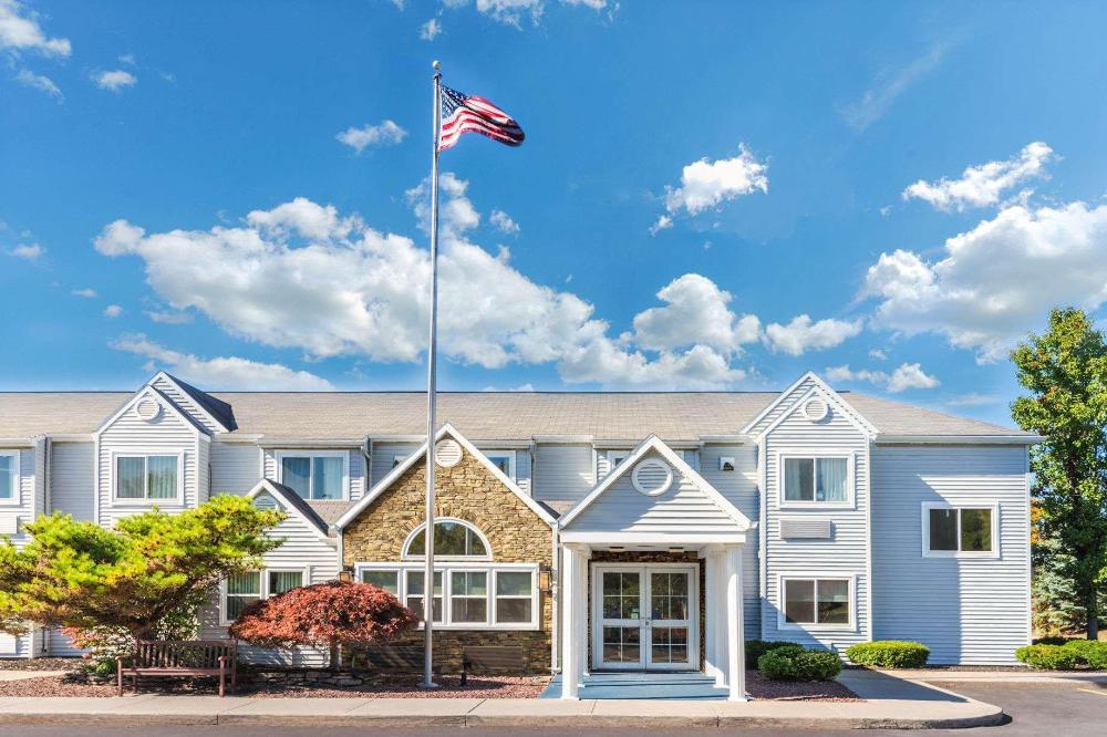 microtel inn by wyndham victor rochester