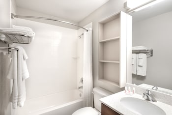 microtel inn by wyndham victor rochester