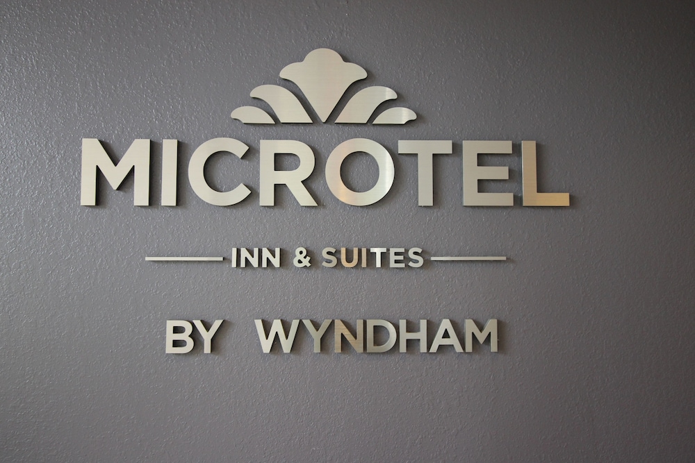 microtel inn by wyndham victor rochester