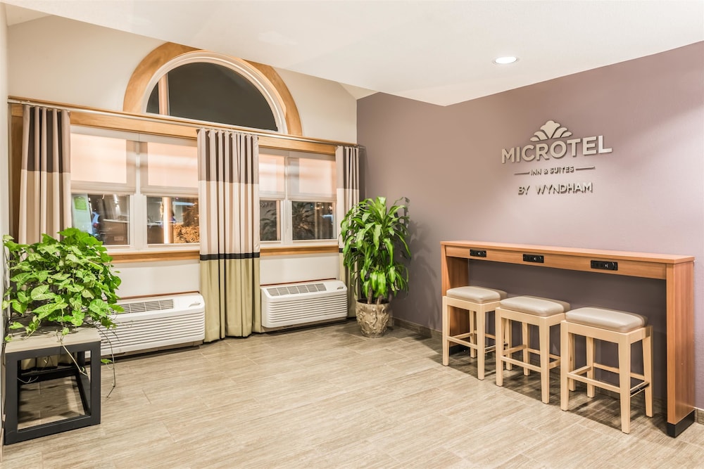 Microtel Inn By Wyndham Victor/Rochester,Fishers>>East Bloomfield,2 star