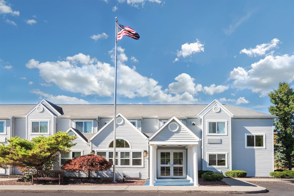 Microtel Inn By Wyndham Victor/Rochester,Fishers>>East Bloomfield,2 star