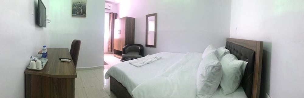 akure airport hotel