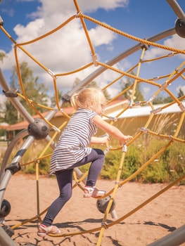 Bjorkbackens Karaktarshotell,Kalmar County>>Vimmerby,4 star