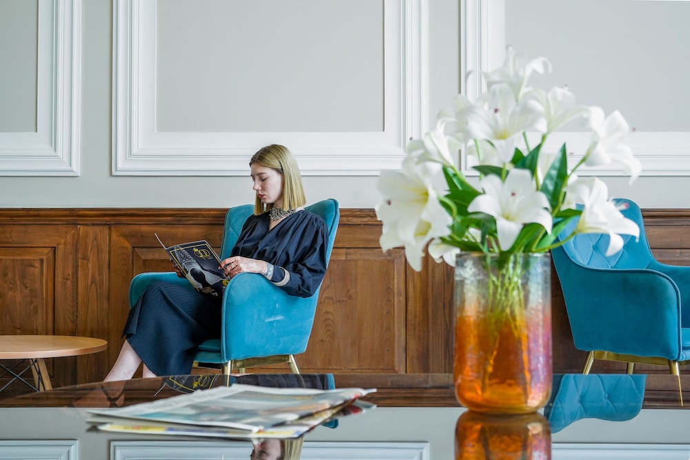 saltstayz le icon cyber hub