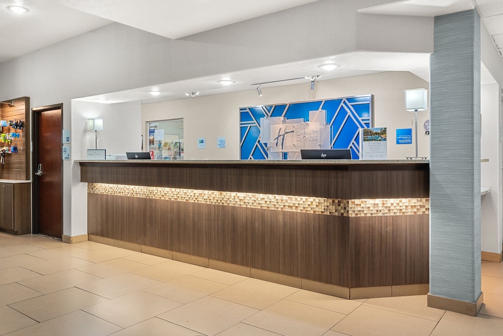 holiday inn express wenatchee by ihg