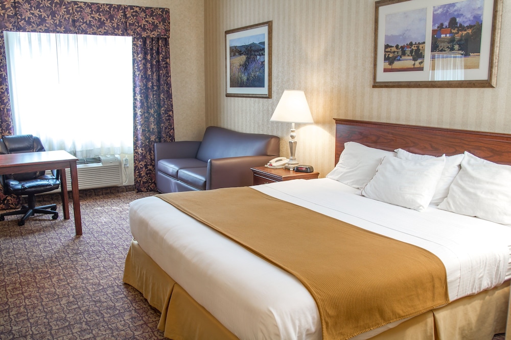 holiday inn express wenatchee by ihg