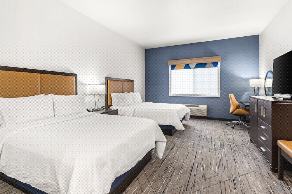 holiday inn express wenatchee by ihg