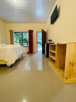 grand park manuel antonio